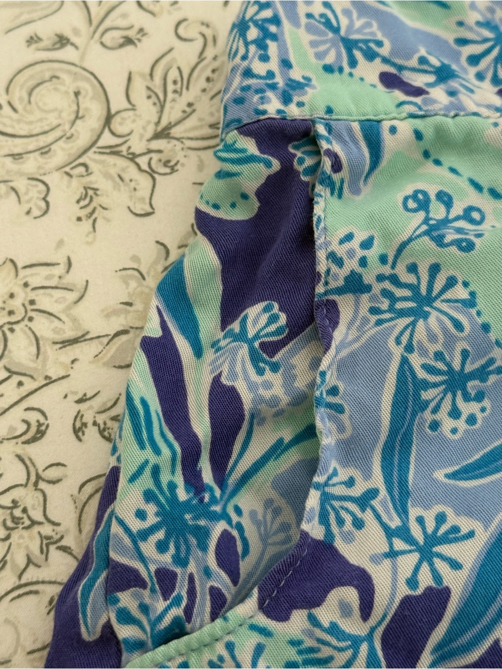 Lilly Pulitzer Royal Purple Dahlia scallop pull on shorts Koalafications - Picture 13 of 16